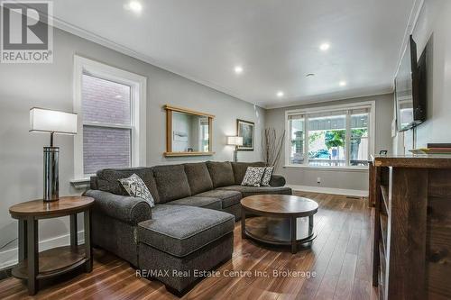 207 Waterloo Avenue, Guelph (Junction/Onward Willow), ON 