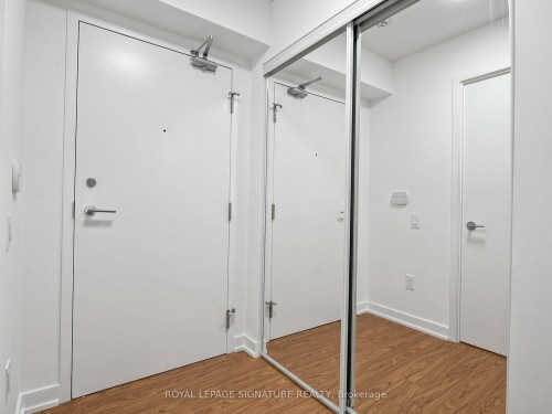 1211-15 Singer Court, Toronto, ON 