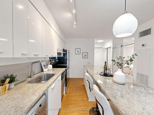 1211-15 Singer Court, Toronto, ON 