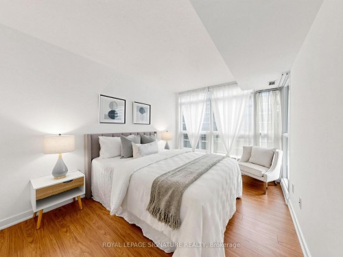 1211-15 Singer Court, Toronto, ON 