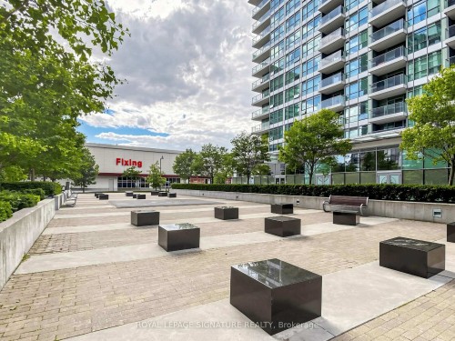 1211-15 Singer Court, Toronto, ON 