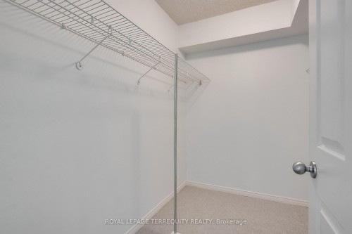 1104-99 Harbour Square, Toronto, ON 