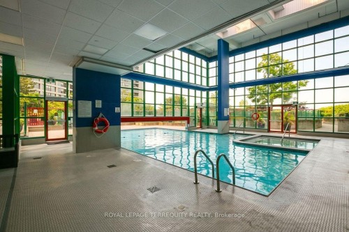 1104-99 Harbour Square, Toronto, ON 