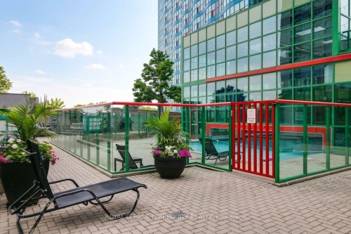 1104-99 Harbour Square, Toronto, ON 