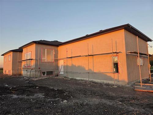 420 Dodds Rd, Headingley, MB 