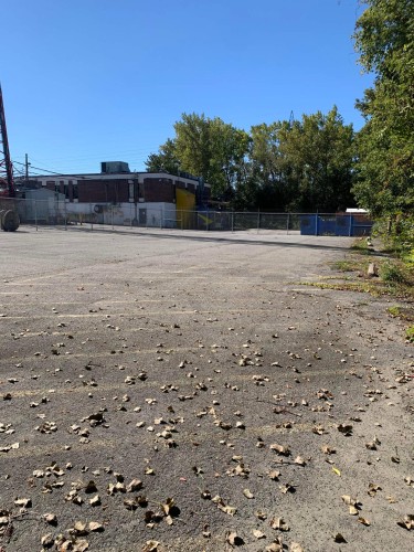 Boul. Ste-Rose , Laval (Fabreville), QC H7P 3M2 4