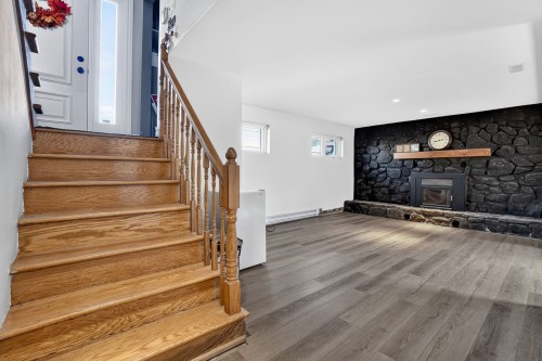 Salle familiale - 405 Rue Champlain, Salaberry-De-Valleyfield, QC 