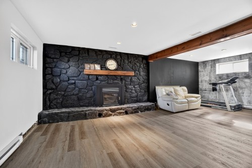 Salle familiale - 405 Rue Champlain, Salaberry-De-Valleyfield, QC 