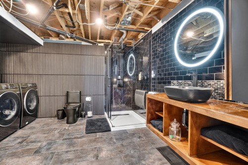 Salle de bains - 405 Rue Champlain, Salaberry-De-Valleyfield, QC 