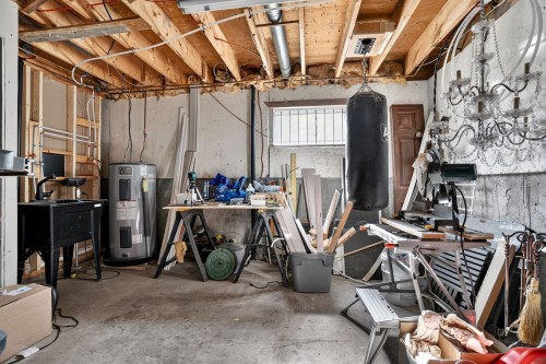 Atelier - 405 Rue Champlain, Salaberry-De-Valleyfield, QC 