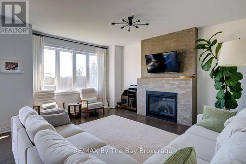 5 Autumn Drive, Wasaga Beach, ON 