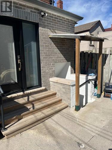 BASEMENT - 7 BLANDFORD STREET , Toronto, Ontario M6E 3A6 3