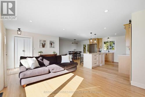 11895 Cloverdale Road, North Dundas, ON 