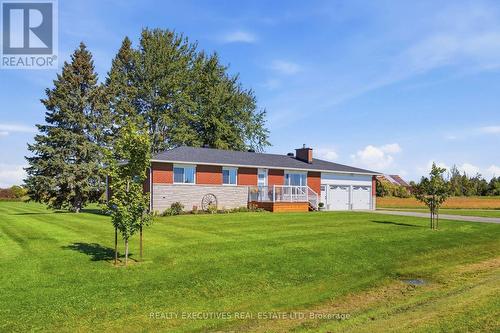 11895 Cloverdale Road, North Dundas, ON 