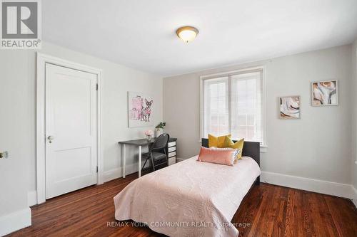 19 Mark Street, Aurora, ON 