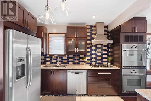 19 Mark Street, Aurora, ON 
