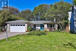 69 MONTRESSOR DRIVE Toronto, ON M2P 1Z3