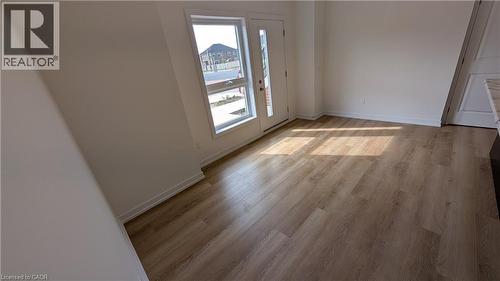 71 GREAT FALLS Boulevard Unit# 53 , Hamilton, Ontario L8B 1Y5 5