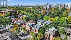 104 - 31 FIRST AVENUE Ottawa, ON K1S 2G1