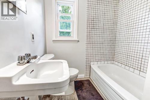 25 Henry Street, Brantford, ON 