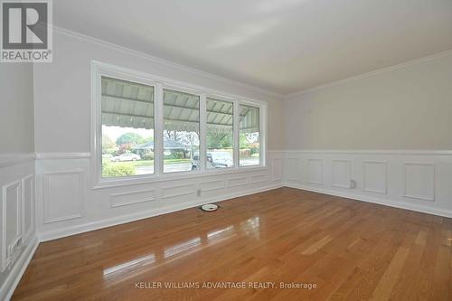 936 SOMERVILLE STREET , Oshawa, Ontario L1G 4J7 5
