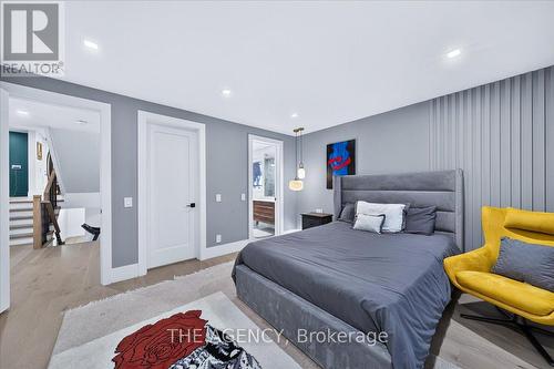259 Rumble Avenue, Richmond Hill, ON 