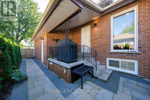 259 Rumble Avenue, Richmond Hill, ON 