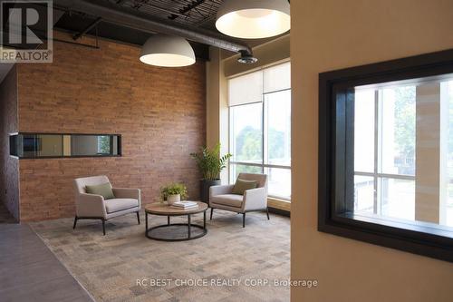 201 - 20 Gibson Avenue, Markham, ON 