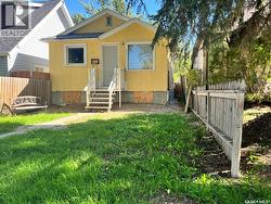 1227 Wascana STREET Regina, SK S4T 4J2