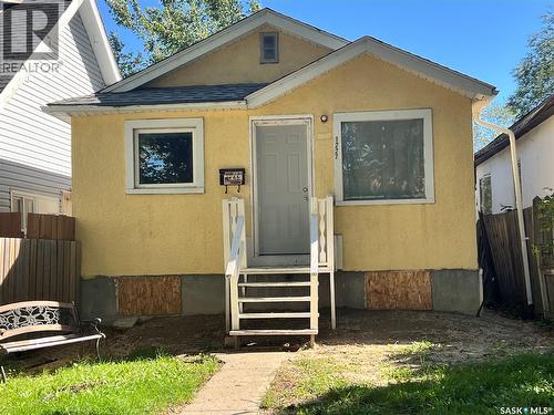 1227 Wascana Street, Regina, SK 