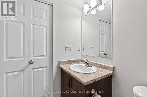 Bathroom - Th 31 - 120 Twenty Fourth Street, Toronto, ON 