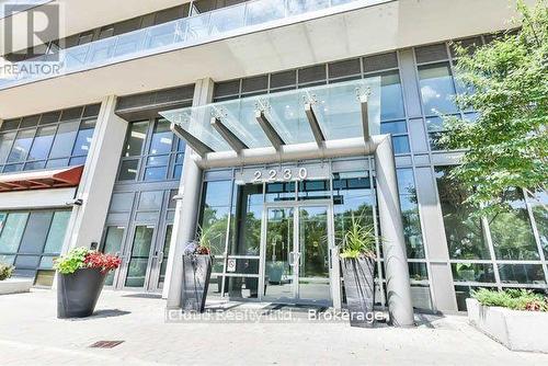 2102 - 2230 LAKE SHORE BOULEVARD W , Toronto, Ontario M8V 0B2 4