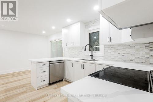 2104 Mississauga Road, Mississauga, ON 