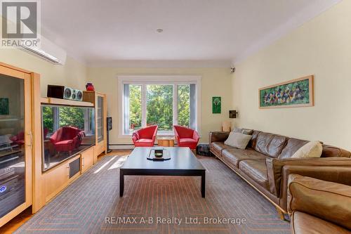 living room - 204 Delamere Avenue, Stratford, ON 