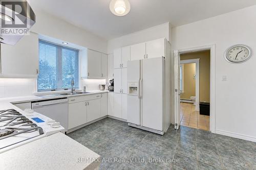 kitchen - 204 Delamere Avenue, Stratford, ON 