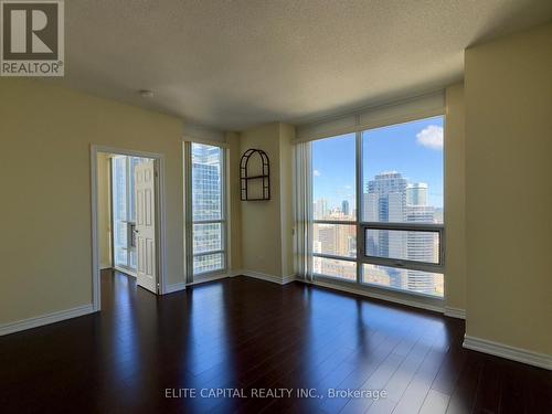 3502 - 761 BAY STREET , Toronto, Ontario M5G 2R2 3