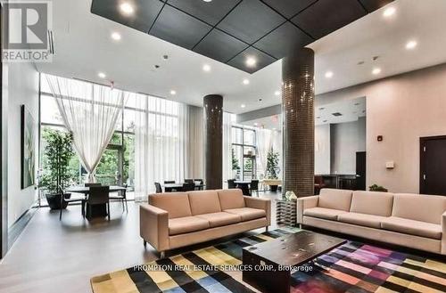 Th10 - 19 Anndale Drive, Toronto, ON 
