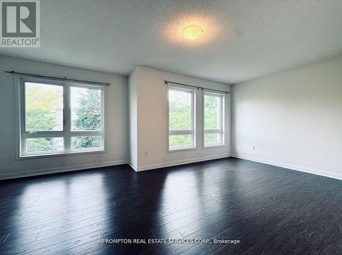 Th10 - 19 Anndale Drive, Toronto, ON 