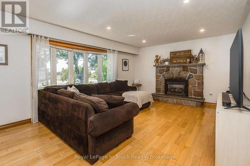 288 Lafontaine Road W, Tiny (Lafontaine), ON 