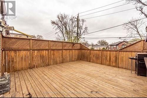 241-243 Lakeshore Road E, Mississauga, ON 