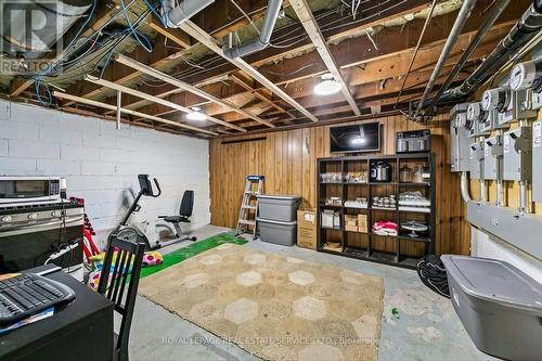241-243 Lakeshore Road E, Mississauga, ON 