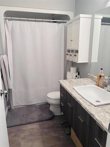 27 Mercury Lane, Brandon, MB 