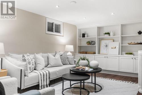 112 Southvale Drive, Toronto, ON 