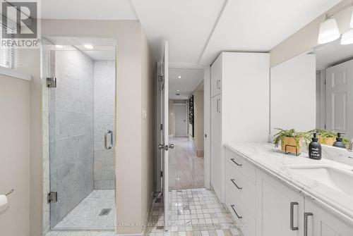 112 Southvale Drive, Toronto, ON 