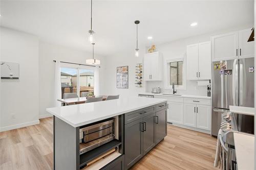 159 Edge Park Crescent, Winnipeg, MB 