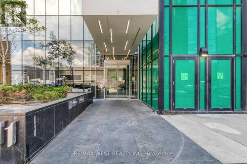 806 - 11 BOGERT AVENUE , Toronto, Ontario M2N 0H4 3