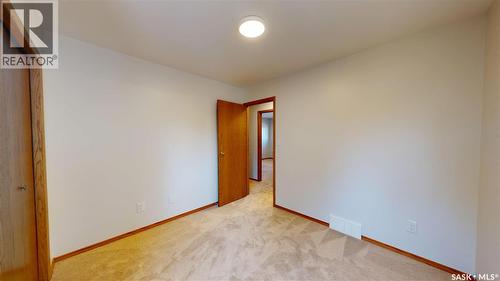610 Nesslin Crescent, Saskatoon, SK 