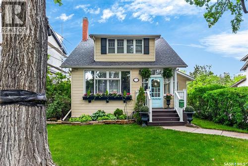 2718 Regina Avenue, Regina, SK 