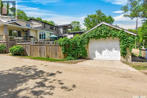 2718 Regina Avenue, Regina, SK 
