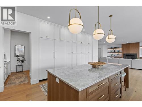 5631 Upper Mission Court, Kelowna, BC 